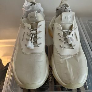 Steve Madden Womens Myles White Croco Sneaker Size 9.5